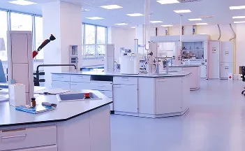 Laboratorium IVF berteknologi tinggi (IVF, ICSI, mTESE, PGT)