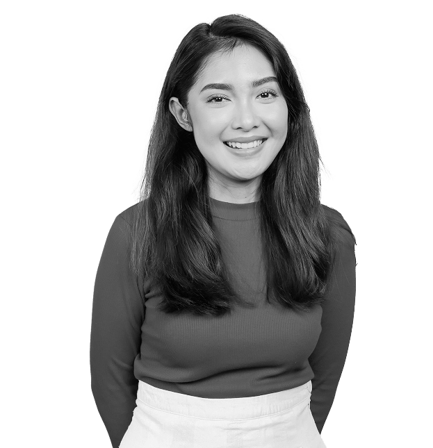 Pasien wanita tersenyum